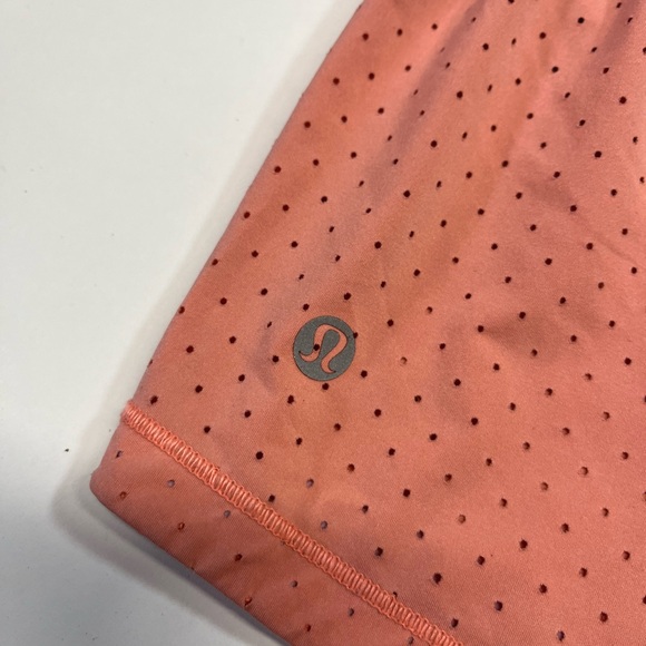 Lululemon Final Lap 2.5” Shorts Pop Orange Women’s Size 6 - Picture 4 of 9